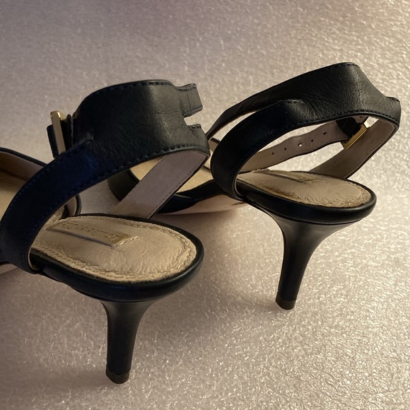 NWOT - Louise et Cie Marine Blue Ankle Strap Leather Heel Shoes - Sz 6.5M/36.5* - Picture 13 of 16